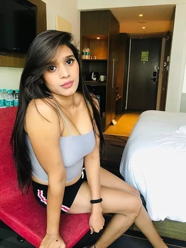 कॉल गर्ल्स सर्विस  वालपाराई